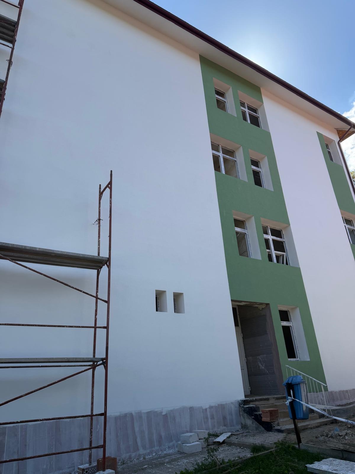 Fațadă reabilitată termic — CC Pro Bau